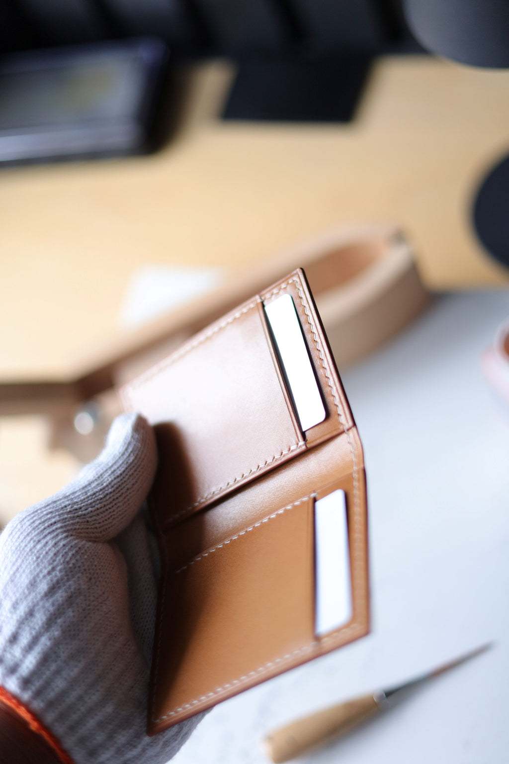 Bifold - 4 Pocket